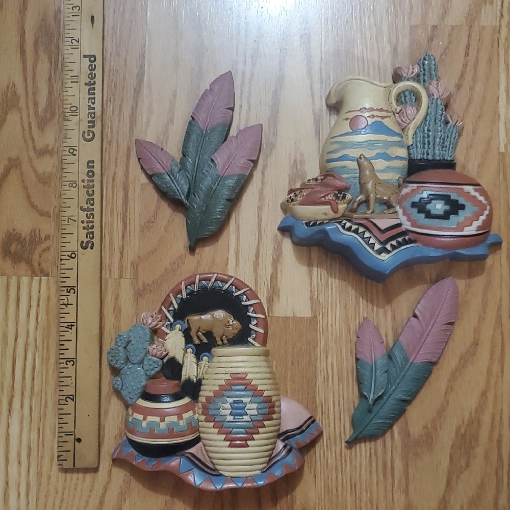 Southwestern Wall Plaque Set with Feather Accents - Multicolor
